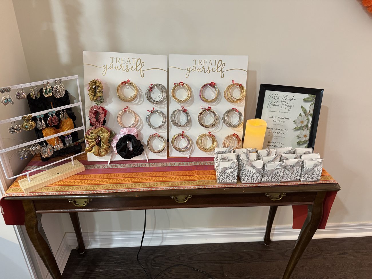 A styled guest favour station